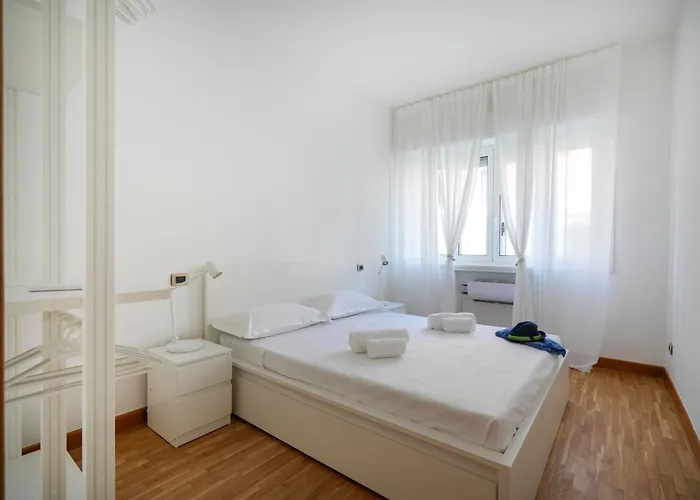 Guesthost - 184 - Urban Convenience Near The Station * Бари