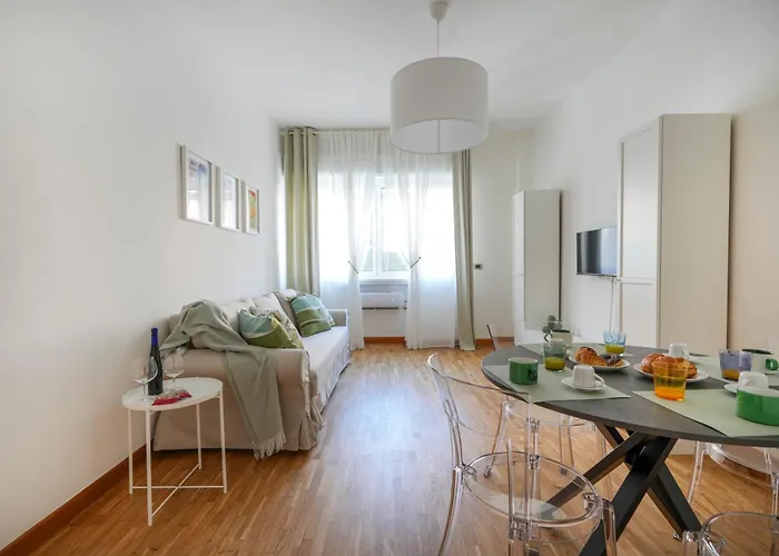 Guesthost - 184 - Urban Convenience Near The Station